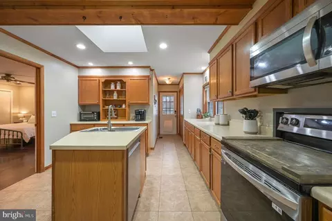 Kitchen - 1023 S State St, Dover, DE 19901 photo 1 of 5