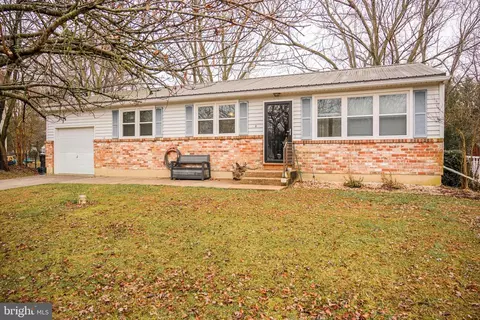12 S Nace Ln, Dover, DE 19901