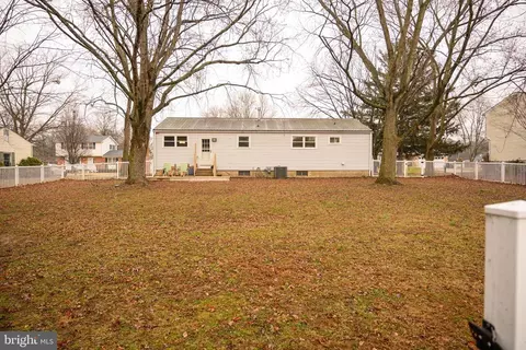 Exterior - 12 S Nace Ln, Dover, DE 19901 photo 2 of 4