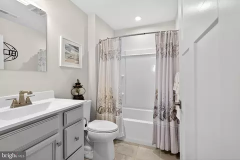 Bath - 168 Tybalt Ln, Dover, DE 19901 photo 1 of 1