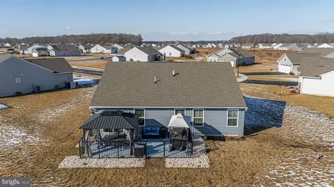 View/Area - 168 Tybalt Ln, Dover, DE 19901 photo 2 of 10