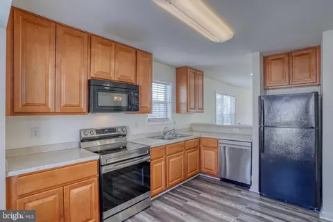 Kitchen - 364 Tribbitt St, Dover, DE 19904 photo 5 of 5