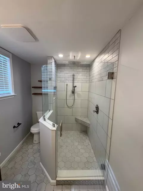 Bath - 232 Merion Rd, Dover, DE 19904 photo 6 of 6