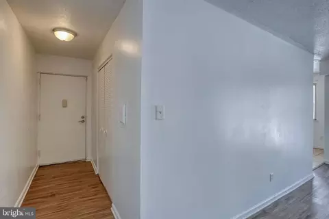 Entry Way - 74 Par Haven Dr, Dover, DE 19904 photo 2 of 2
