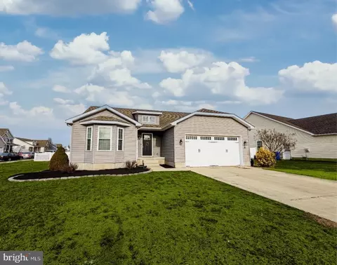 82 Hightide Dr, Frederica, DE 19946