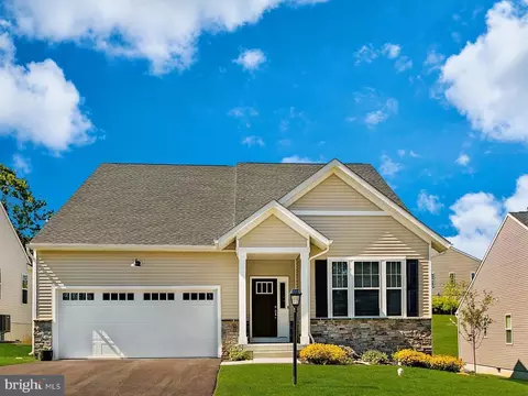 43 Ardmont Dr, Smyrna, DE 19977