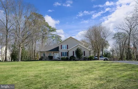 96 Cypress Branch Rd, Magnolia, DE 19962