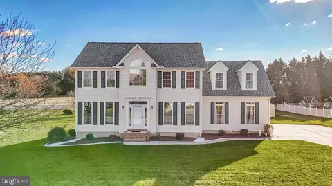 229 Apple Blossom Dr, Camden Wyoming, DE 19934