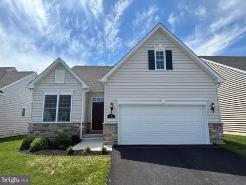 131 Hengst Farm Ln, Smyrna, DE 19977