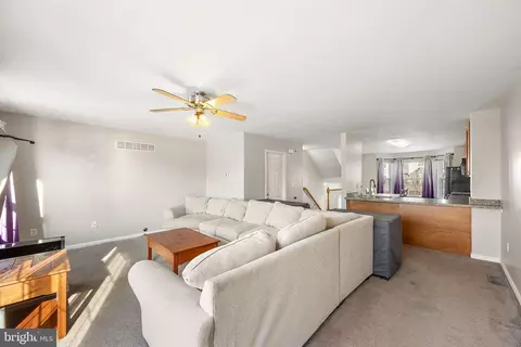 Living - 328 Tribbitt, Dover, DE 19904 photo 1 of 2