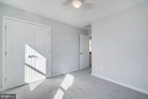 Bedroom - 209 N New St, Dover, DE 19904 photo 5 of 5