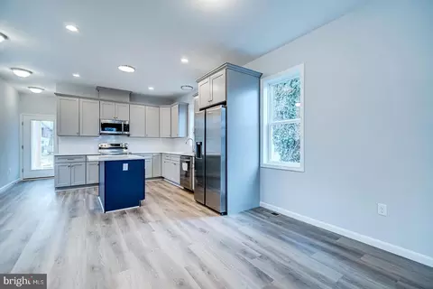 Other - 209 N New St, Dover, DE 19904 photo 1 of 12