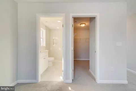 Entry Way - 209 N New St, Dover, DE 19904 photo 7 of 12