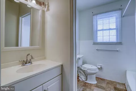 Bath - 1199 Charles Dr, Dover, DE 19904 photo 2 of 2