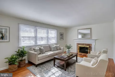 Living - 1199 Charles Dr, Dover, DE 19904 photo 1 of 9