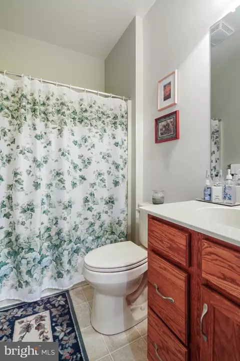 Bath - 42 Steeplechase Dr, Dover, DE 19904 photo 2 of 2
