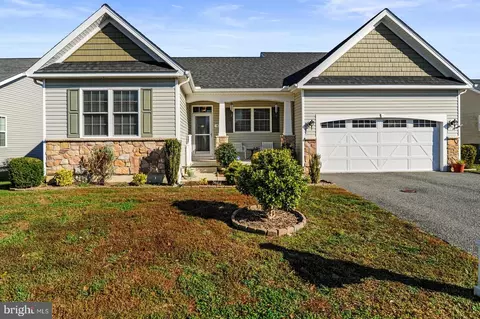 42 Steeplechase Dr, Dover, DE 19904
