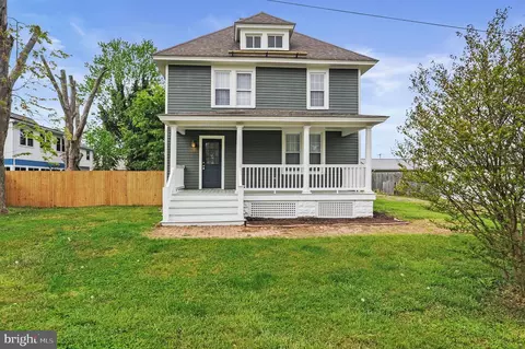 107 W High St, Felton, DE 19943