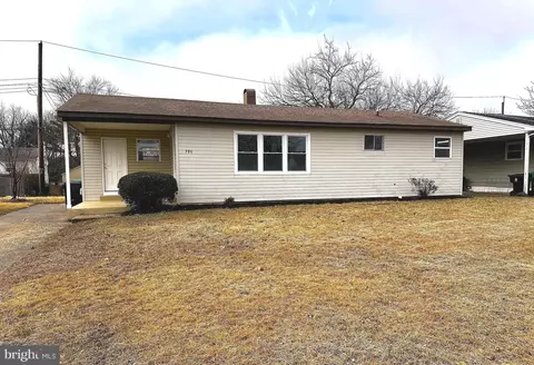 386 David Hall Rd, Dover, DE 19904