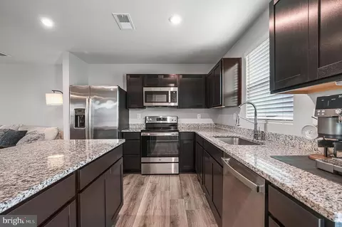 Kitchen - 78 Slate Rd, Dover, DE 19904 photo 1 of 1