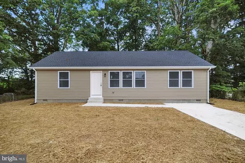 Exterior - 185 N Governors Blvd, Dover, DE 19901 photo 1 of 2