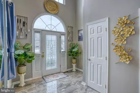 Entry Way - 118 Creek Bend Rd, Dover, DE 19904 photo 3 of 6