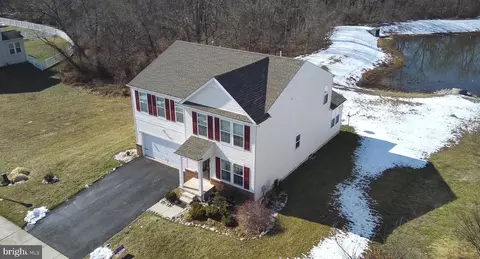 232 W Pembrooke Dr, Smyrna, DE 19977