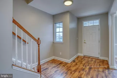 Entry Way - 662 Vista Ave, Dover, DE 19901 photo 1 of 10