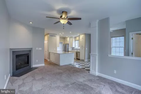 Living - 662 Vista Ave, Dover, DE 19901 photo 5 of 6