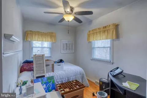 Bedroom - 3384 Pearsons Corner Rd, Dover, DE 19904 photo 5 of 8
