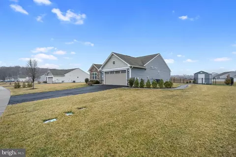 Exterior - 76 Balthasar Dr, Dover, DE 19901 photo 2 of 4