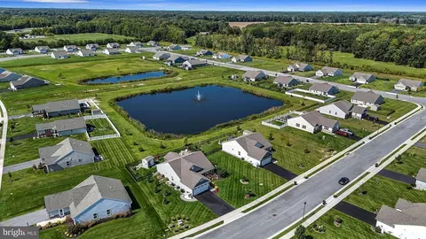 302 Alezach Dr, Dover, DE 19901