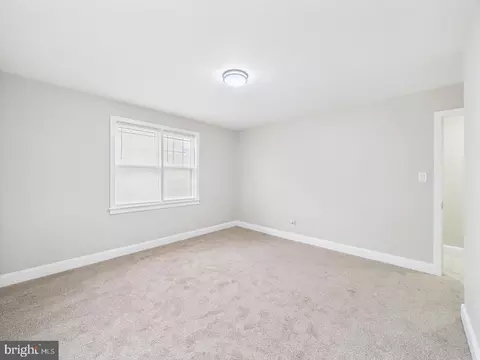 Bedroom - 28 S Queen St, Dover, DE 19904 photo 1 of 9