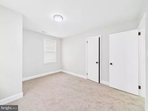 Bedroom - 28 S Queen St, Dover, DE 19904 photo 5 of 9