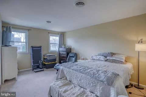 Bedroom - 813 Bacon Ave, Dover, DE 19901 photo 3 of 7