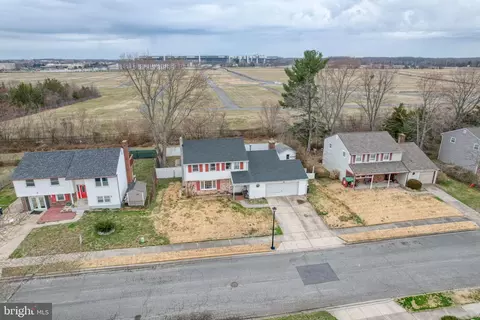 View/Area - 813 Bacon Ave, Dover, DE 19901 photo 3 of 5