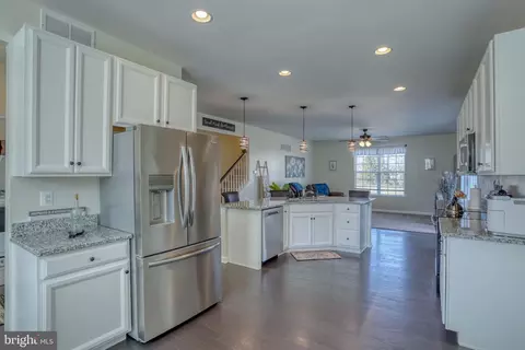 Kitchen - 320 Clear Stream Dr, Dover, DE 19904 photo 5 of 5