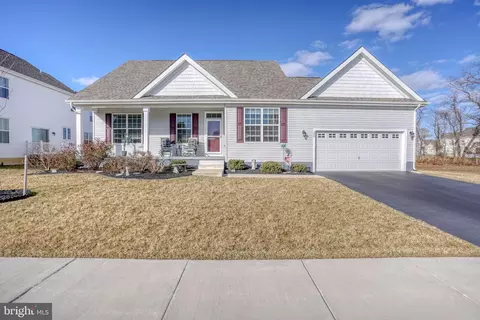 Exterior - 320 Clear Stream Dr, Dover, DE 19904 photo 2 of 6