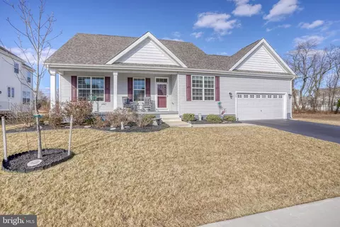 Exterior - 320 Clear Stream Dr, Dover, DE 19904 photo 1 of 6
