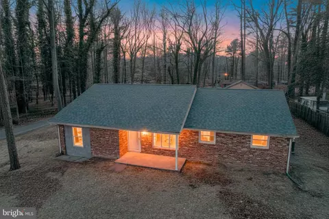 3250 Andrews Lake Rd, Frederica, DE 19946