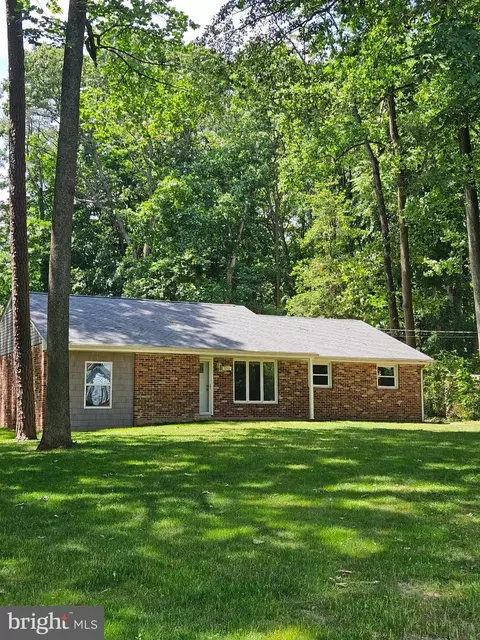 3250 Andrews Lake Rd, Frederica, DE 19946