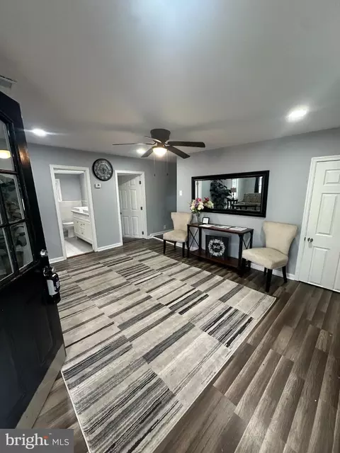 Entry Way - 108 Bell St, Dover, DE 19901 photo 1 of 1