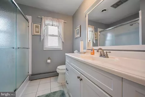 Bath - 4634 Kenton Rd, Dover, DE 19904 photo 2 of 2