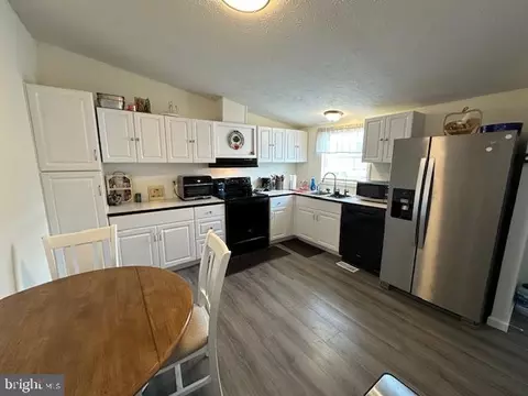 127 Pine Cone Dr, Dover, DE 19901 photo 5