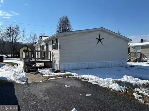 127 Pine Cone Dr, Dover, DE 19901