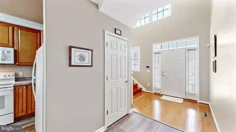 Entry Way - 45 Harcrest Ct, Dover, DE 19901 photo 1 of 10