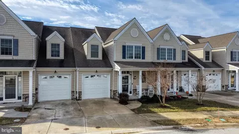 Exterior - 45 Harcrest Ct, Dover, DE 19901 photo 1 of 4