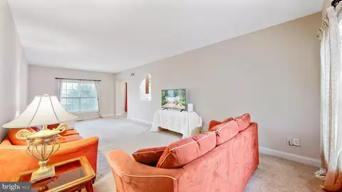 Living - 87 Silver Meadows Ln, Dover, DE 19904 photo 1 of 1