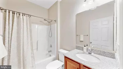 Bath - 87 Silver Meadows Ln, Dover, DE 19904 photo 3 of 3