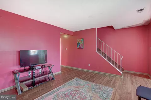 Living - 465 Barrister Pl, Dover, DE 19901 photo 2 of 3